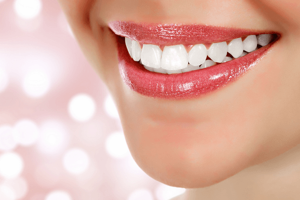 4 заболевания, которые негативно влияют на зубы